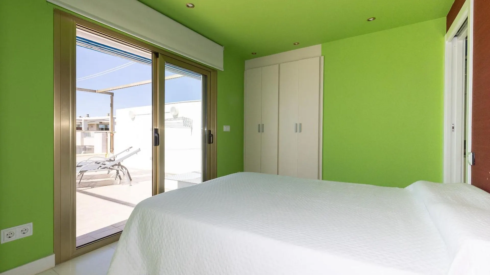 Uhc Acacias Apartments Salou Spain