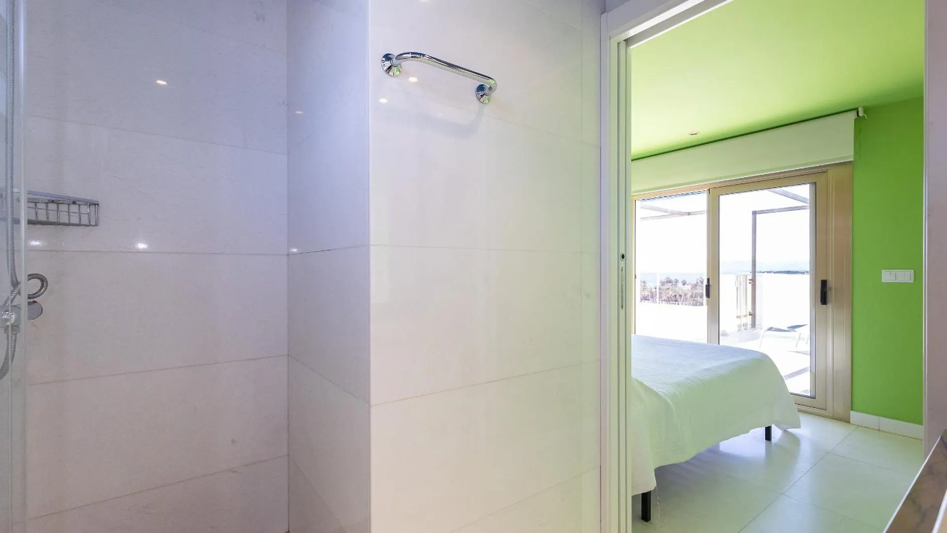 Uhc Acacias Apartments Salou Spain
