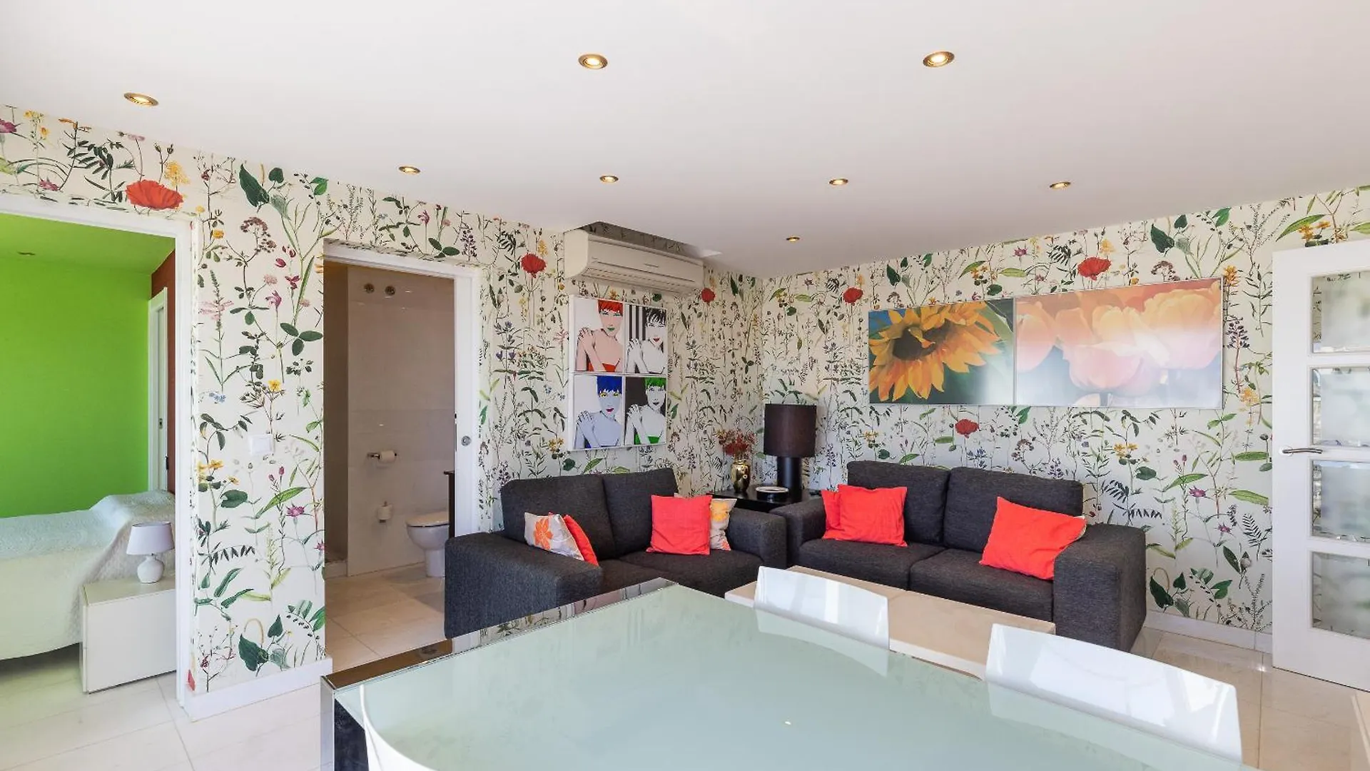 Uhc Acacias Apartments Salou