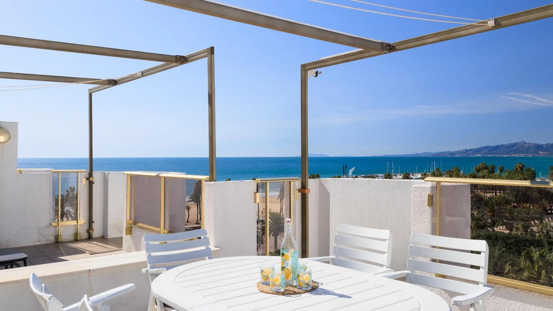 Uhc Acacias Apartments Salou Spain